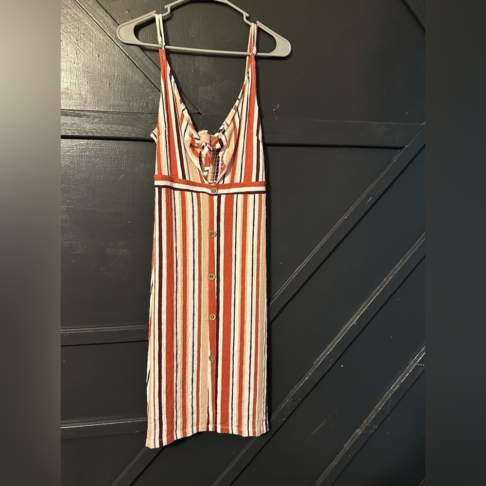 LOVE TREE TIE FRONT CHEST AREA DRESS WITH BUTTONS SLEEVELESS NWOT